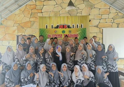 MI Tahassus Ma`arif NU In House Training Pelatihan Growth Mindset